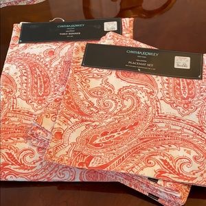 Cynthia Rowley table and place mats